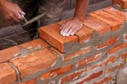 === Бесплатная вакансия. 2200 Евро. Работа для профи каменщиков - бетонщиков